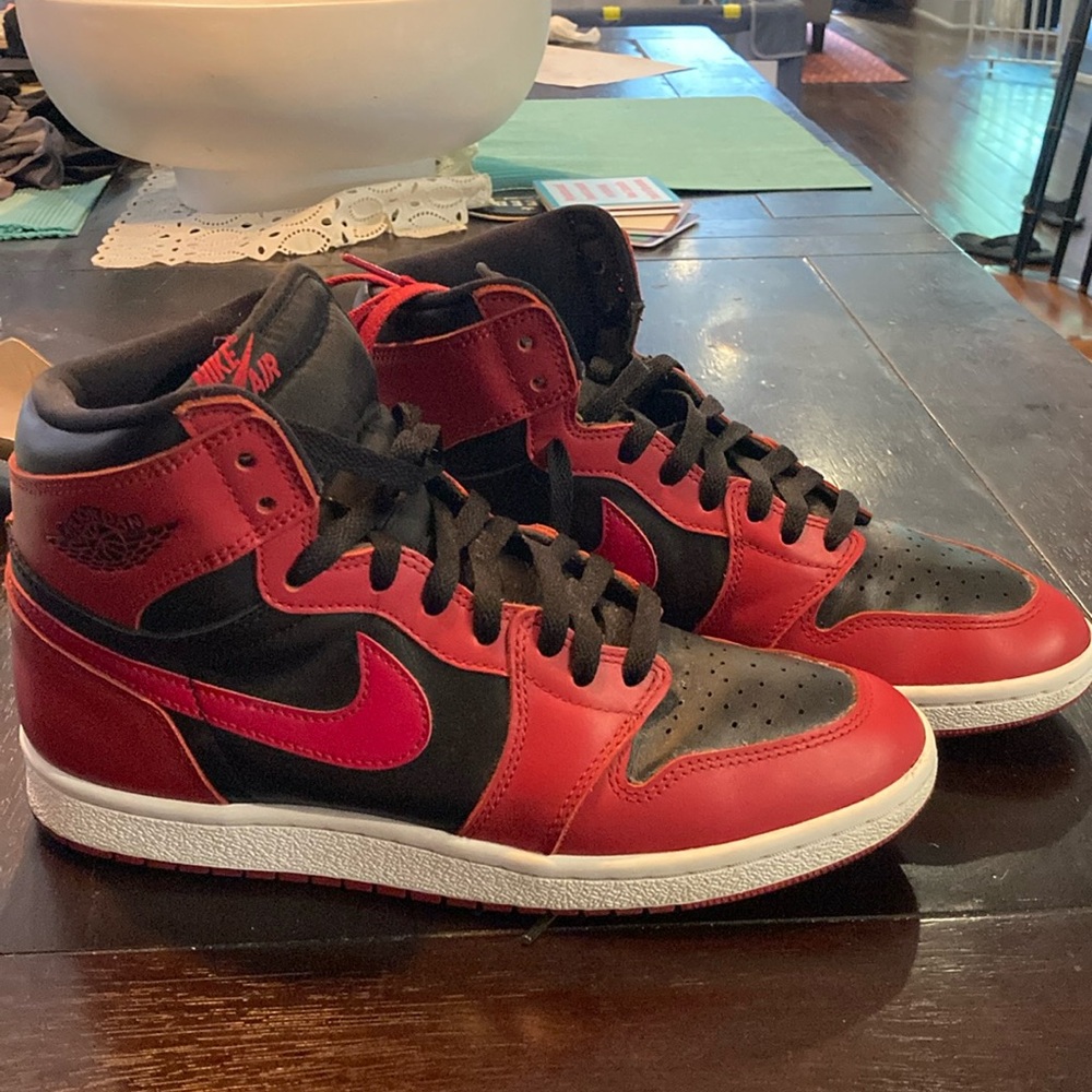 Size 8.5 Air Jordan 1 High 85 Reverse Bred